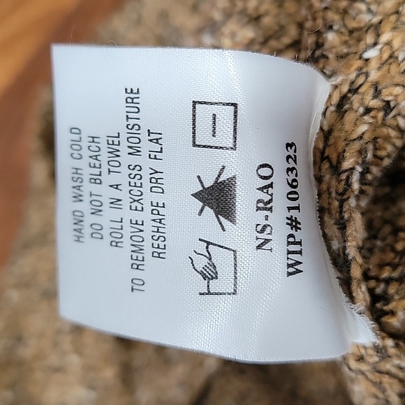 Vintage Woolrich Zip Front Embroidered Fall Motif Sweater Fleece Neckline Medium - Picture 12 of 12